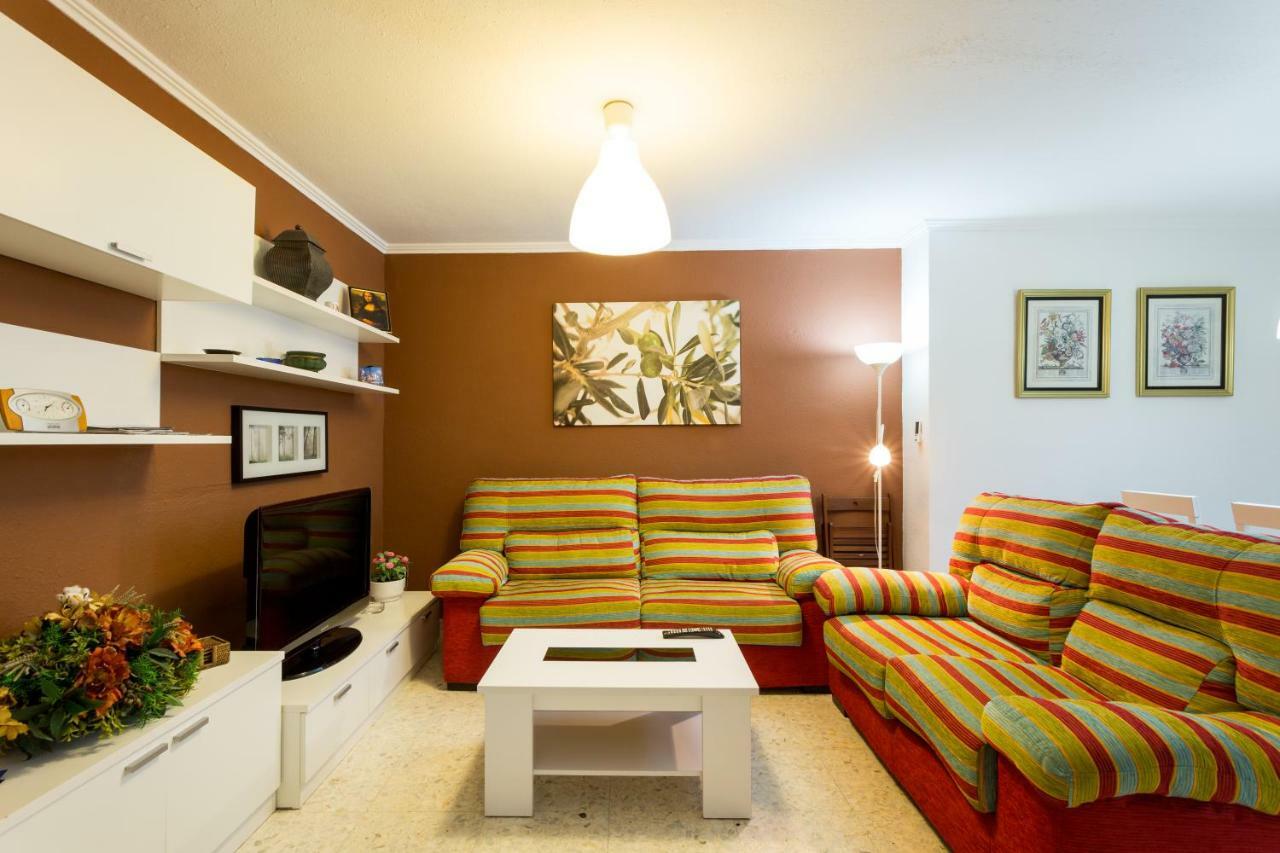 Apartamento Holi-Rent Albareda Sevilla Exterior foto