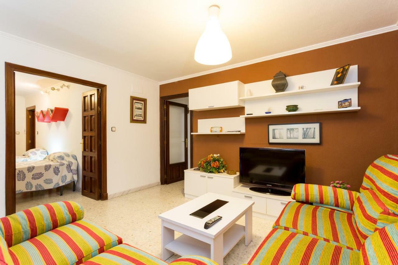 Apartamento Holi-Rent Albareda Sevilla Exterior foto