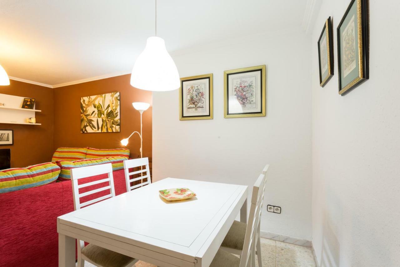 Apartamento Holi-Rent Albareda Sevilla Exterior foto