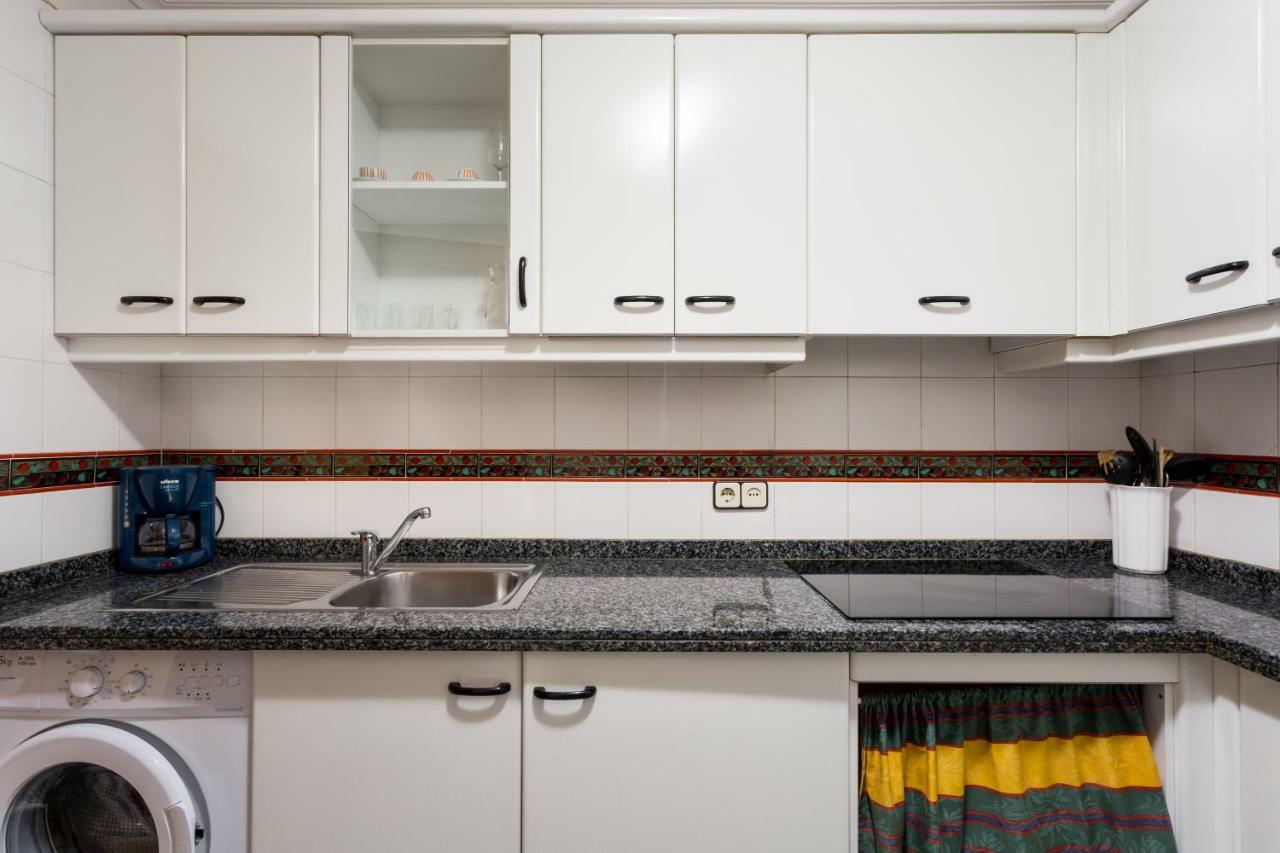 Apartamento Holi-Rent Albareda Sevilla Exterior foto