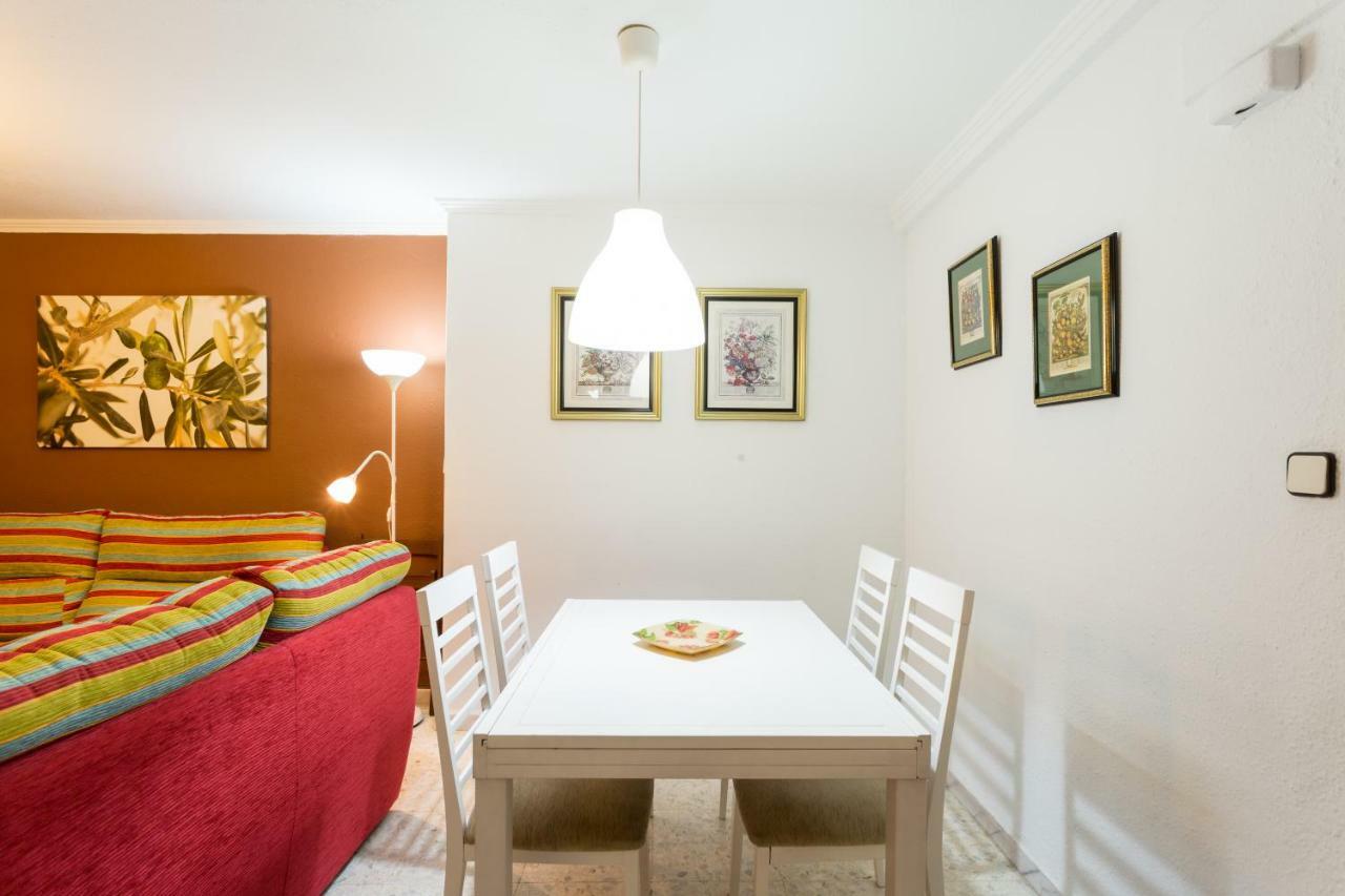 Apartamento Holi-Rent Albareda Sevilla Exterior foto