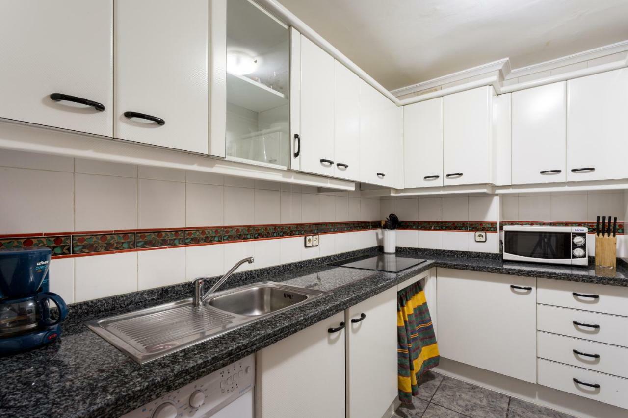 Apartamento Holi-Rent Albareda Sevilla Exterior foto