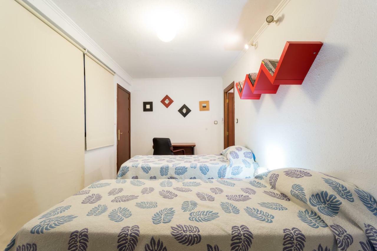 Apartamento Holi-Rent Albareda Sevilla Exterior foto