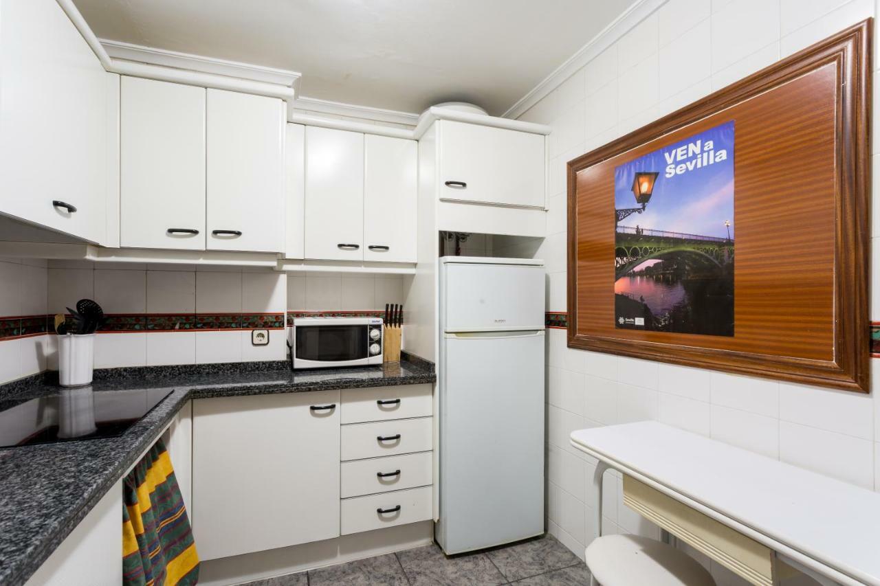 Apartamento Holi-Rent Albareda Sevilla Exterior foto