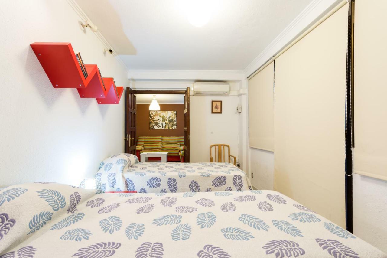 Apartamento Holi-Rent Albareda Sevilla Exterior foto