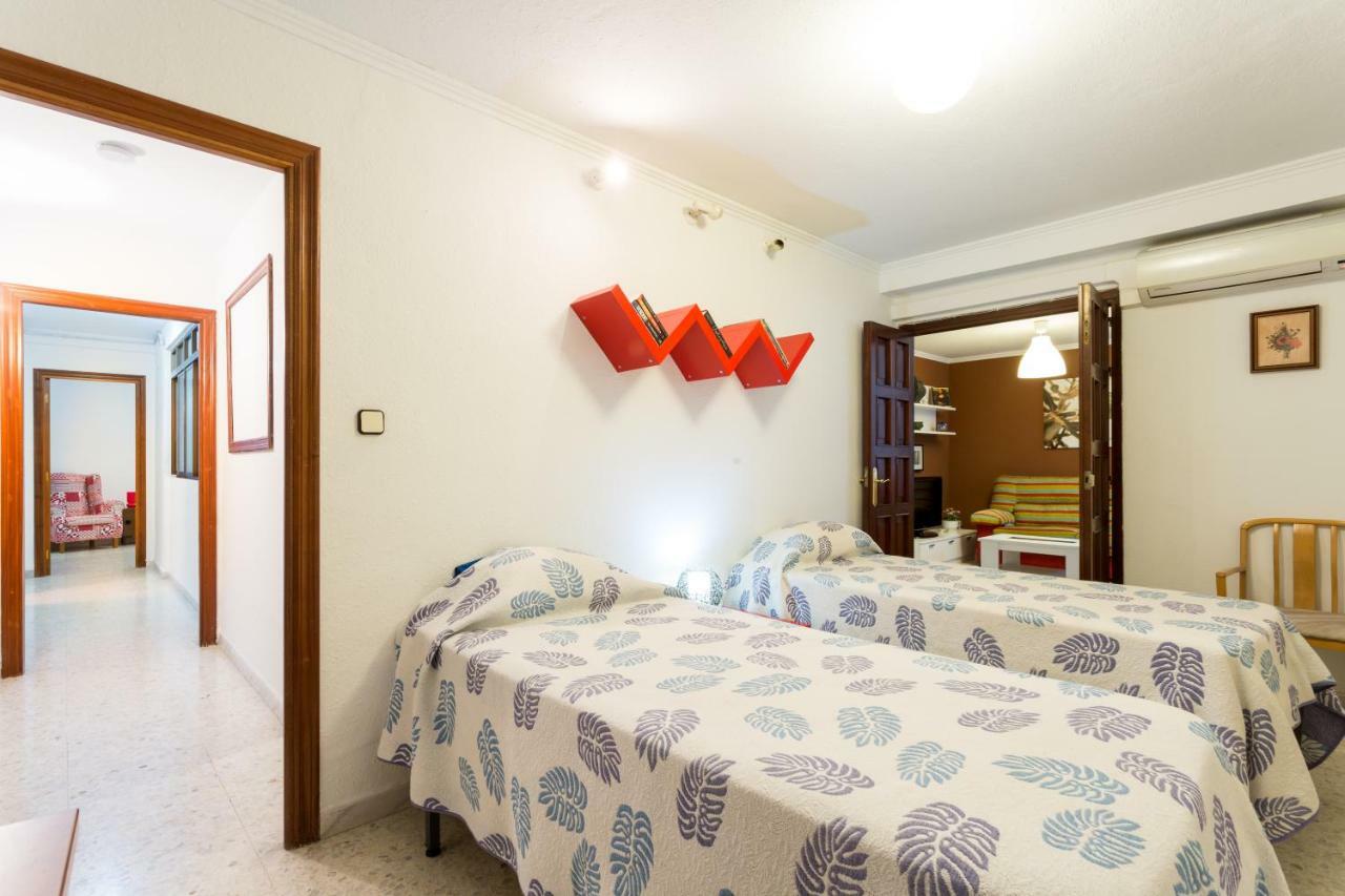 Apartamento Holi-Rent Albareda Sevilla Exterior foto
