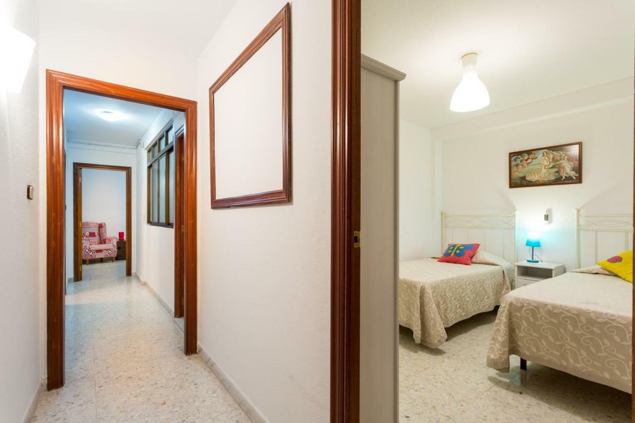 Apartamento Holi-Rent Albareda Sevilla Exterior foto