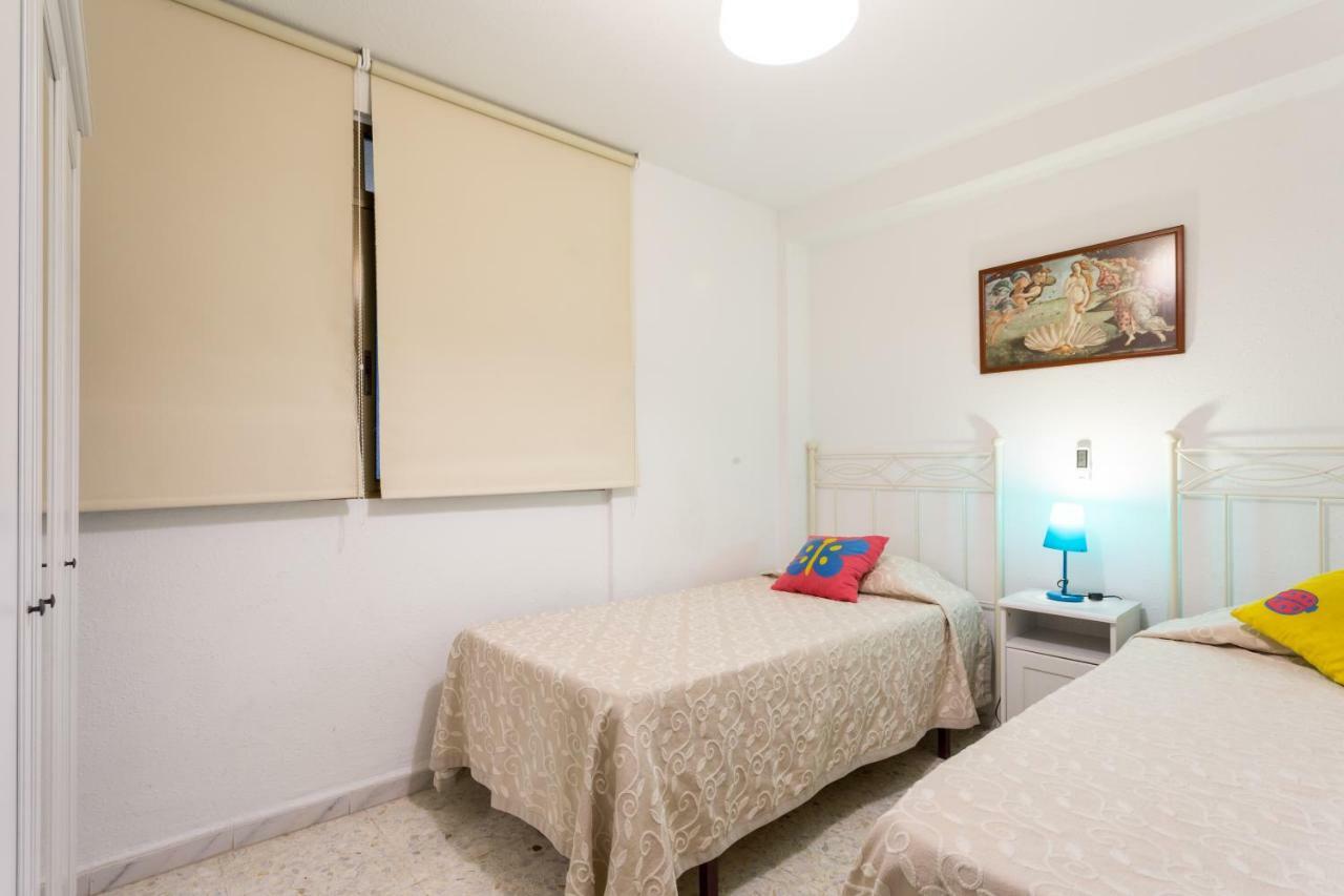 Apartamento Holi-Rent Albareda Sevilla Exterior foto